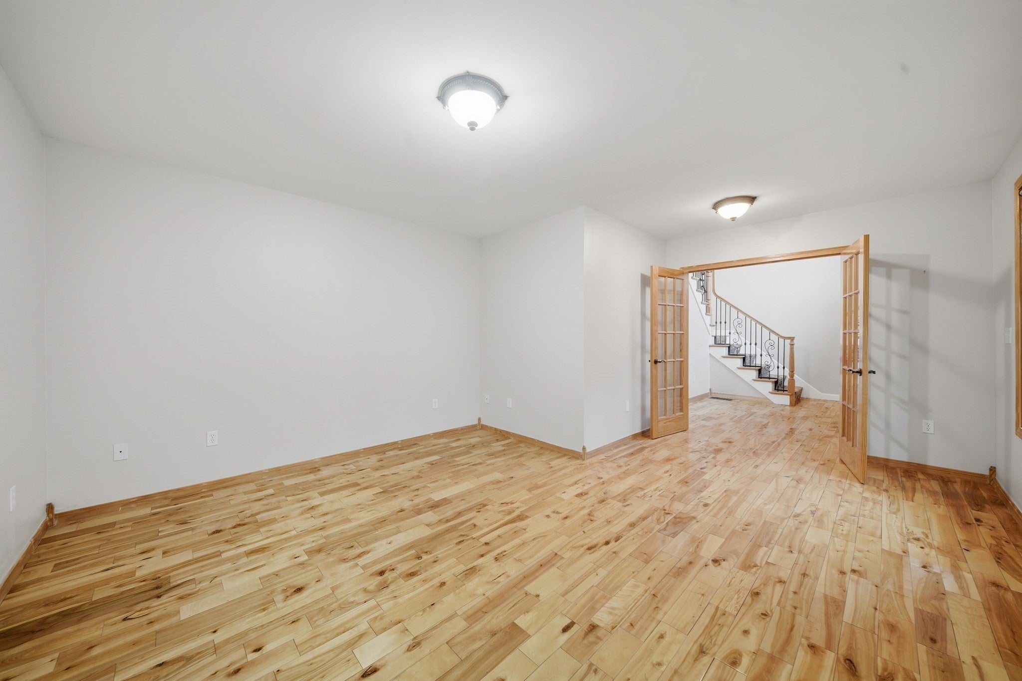9 Myopia Rd, Stoneham, MA Photo #15