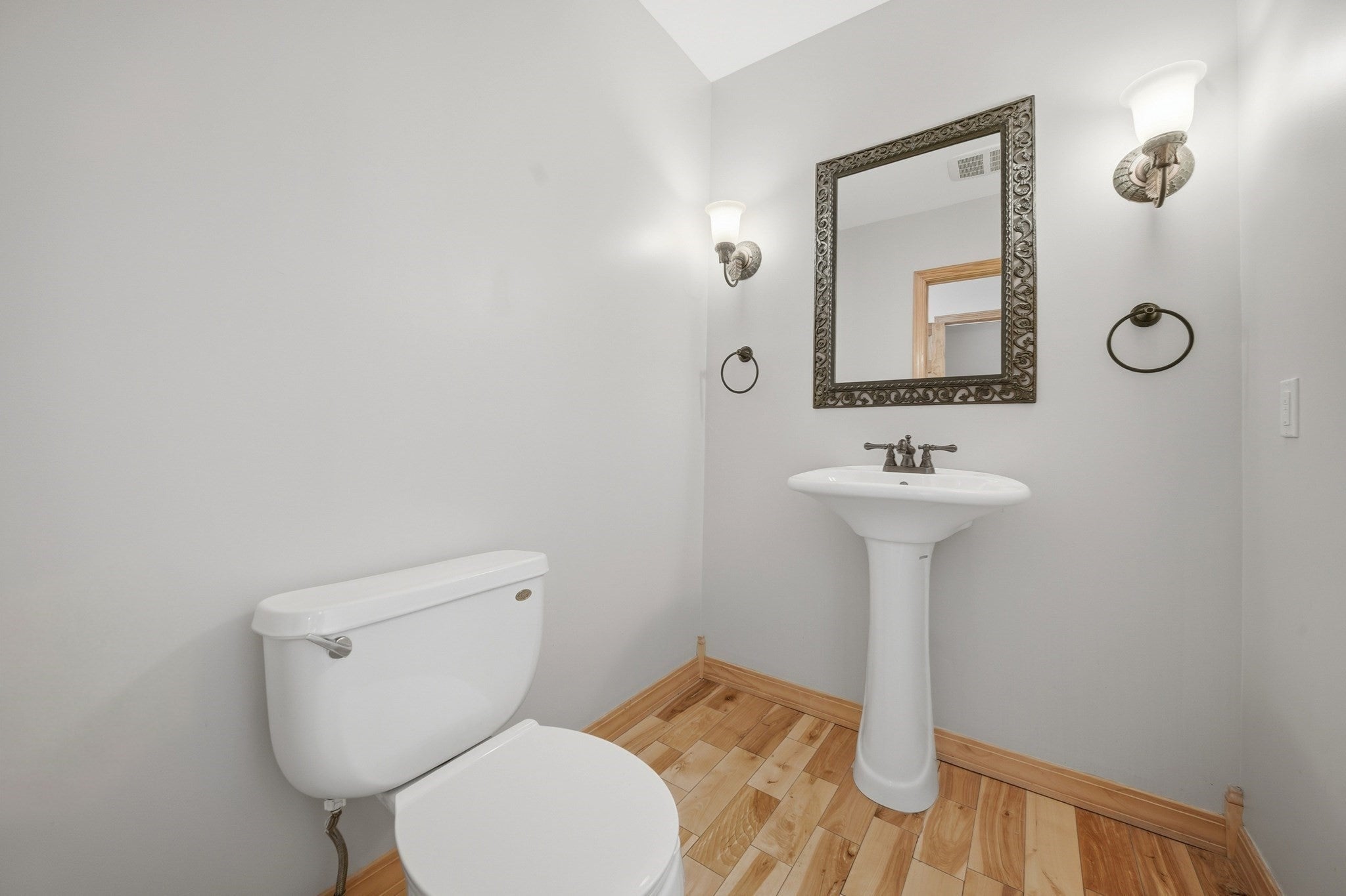 9 Myopia Rd, Stoneham, MA Photo #19