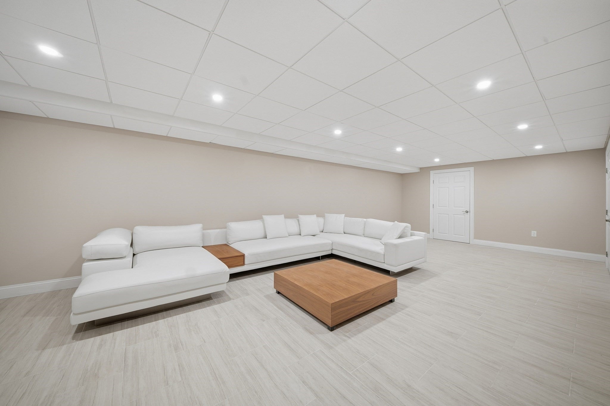 9 Myopia Rd, Stoneham, MA Photo #27