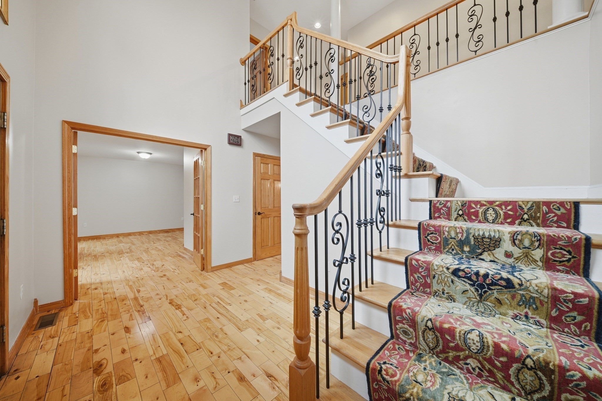 9 Myopia Rd, Stoneham, MA Photo #8