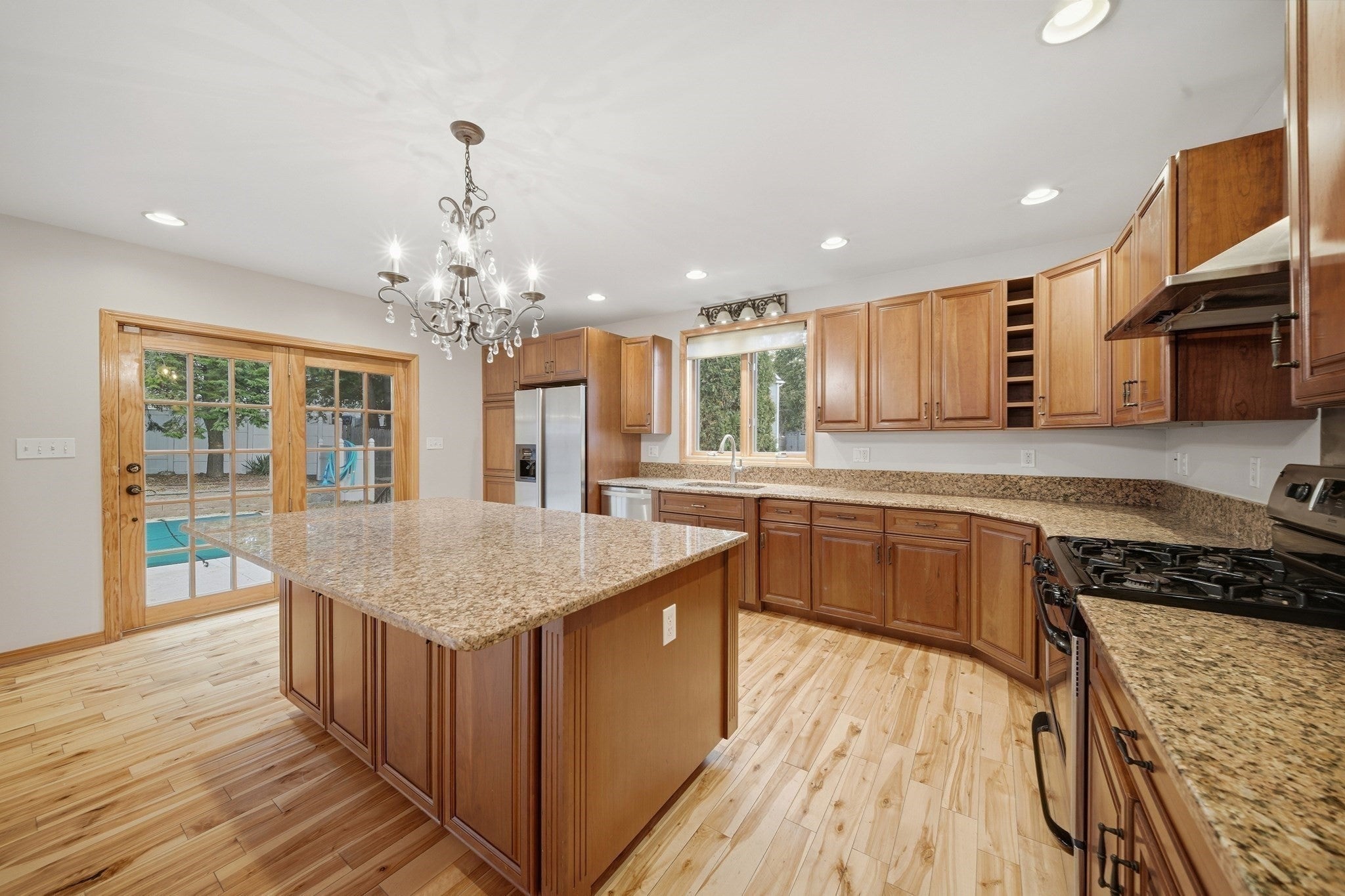 9 Myopia Rd, Stoneham, MA Photo #12