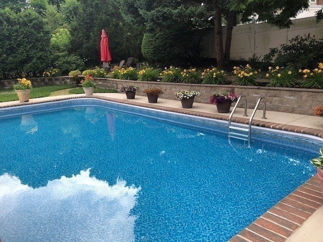9 Myopia Rd, Stoneham, MA Photo #32