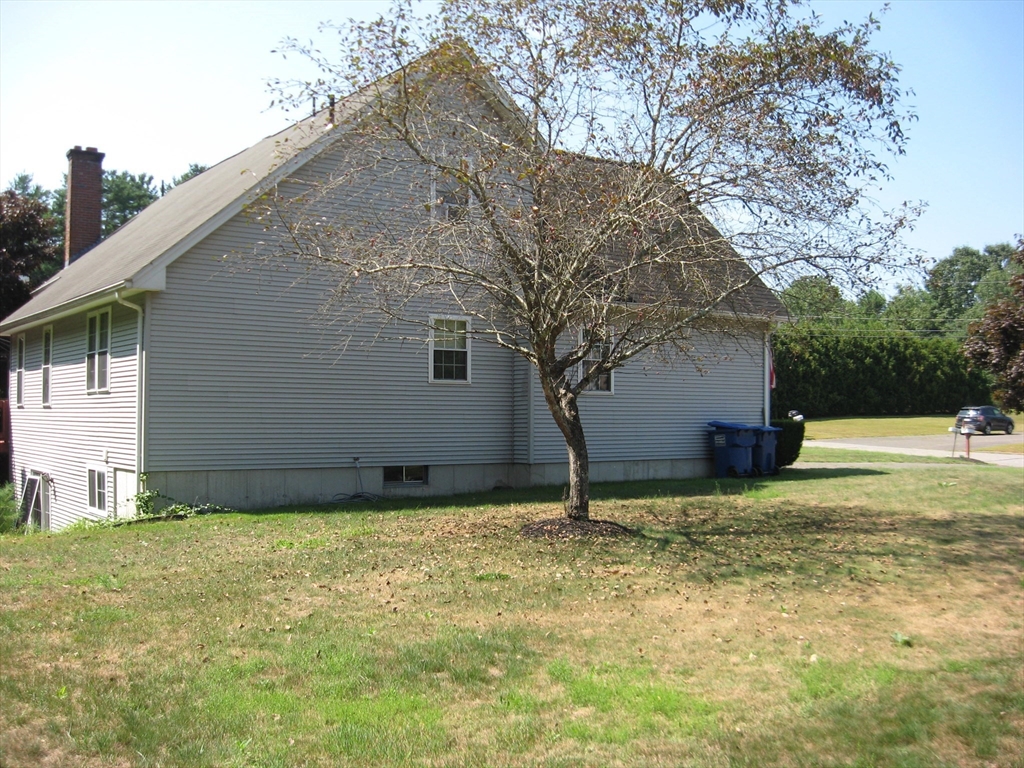 16 Martin Circle