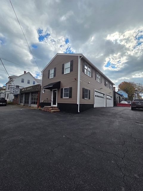 Photo of 165 Boston St #1, Salem, MA 01970 (MLS # 73538700)