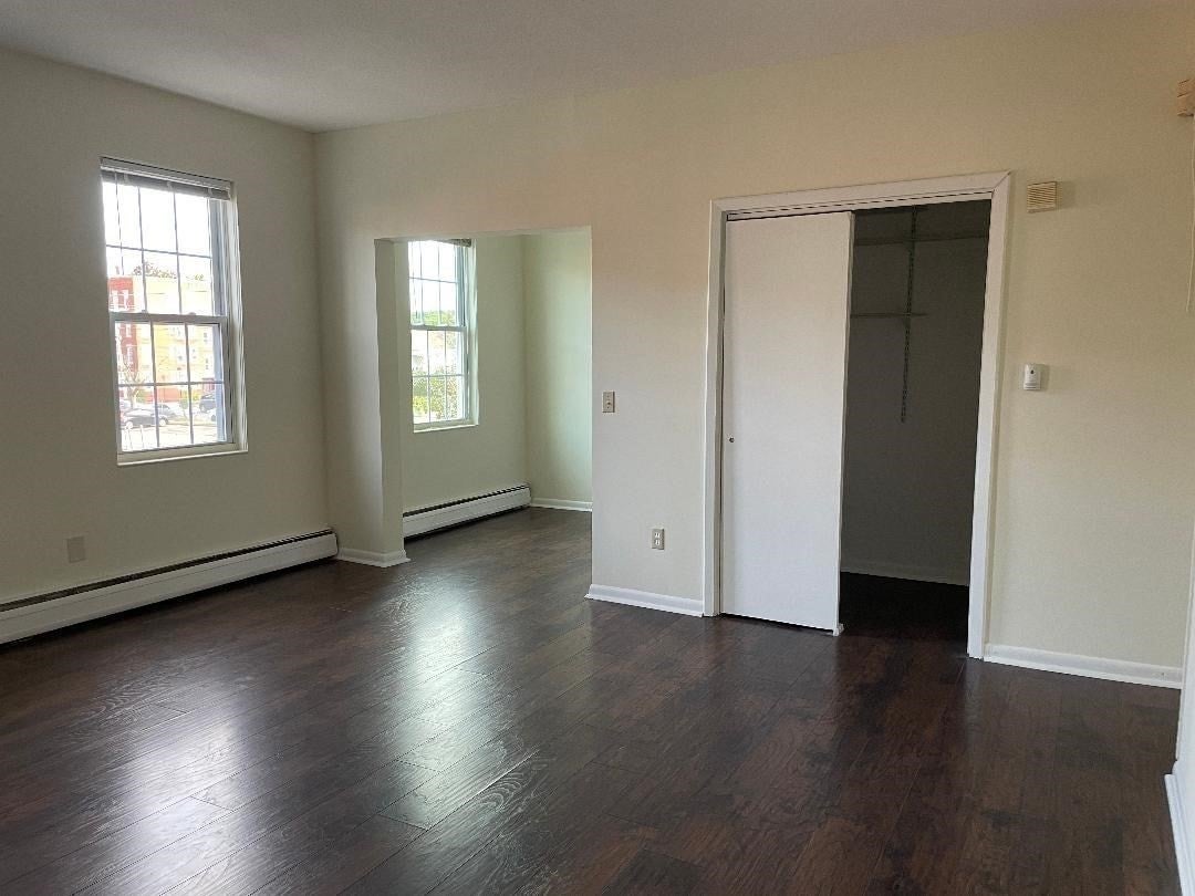 13 Center Street, Holyoke, MA, 13 Center Street, Holyoke, MA Photo #18