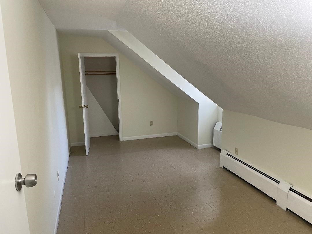 13 Center Street, Holyoke, MA, 13 Center Street, Holyoke, MA Photo #10