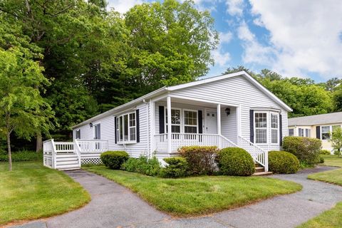 57 Mountain Ash Dr Kingston MA 02364