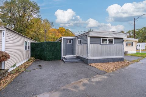 229 Miller St E4 Ludlow MA 01056