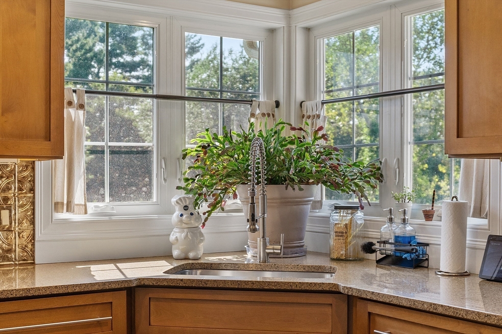 182 Clemence Hill Rd