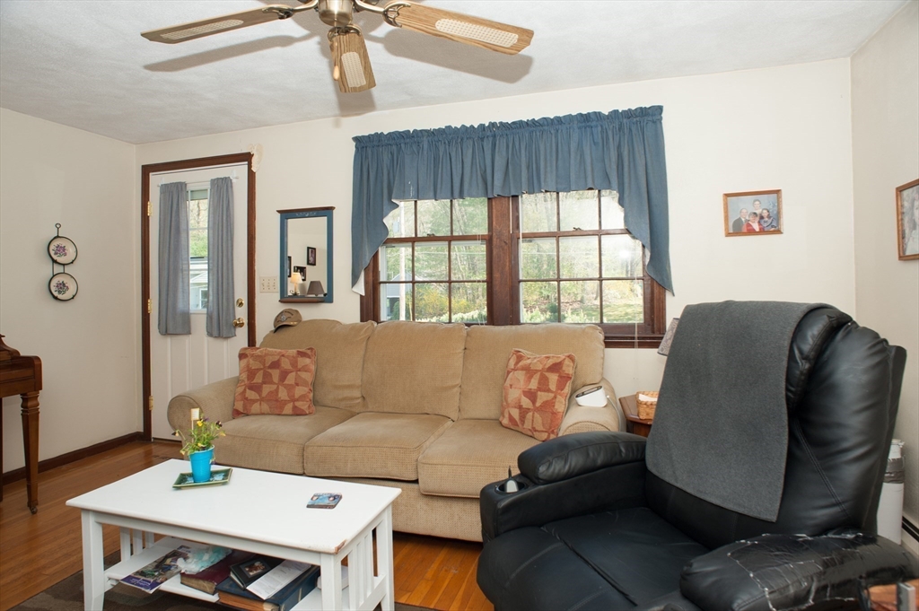 167 Theresa Cir, Northbridge, MA, 167 Theresa Cir, Northbridge, MA Photo #12