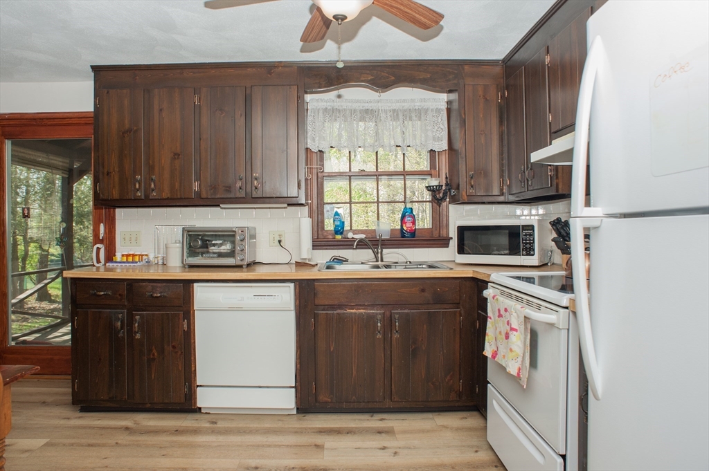 167 Theresa Cir, Northbridge, MA, 167 Theresa Cir, Northbridge, MA Photo #7