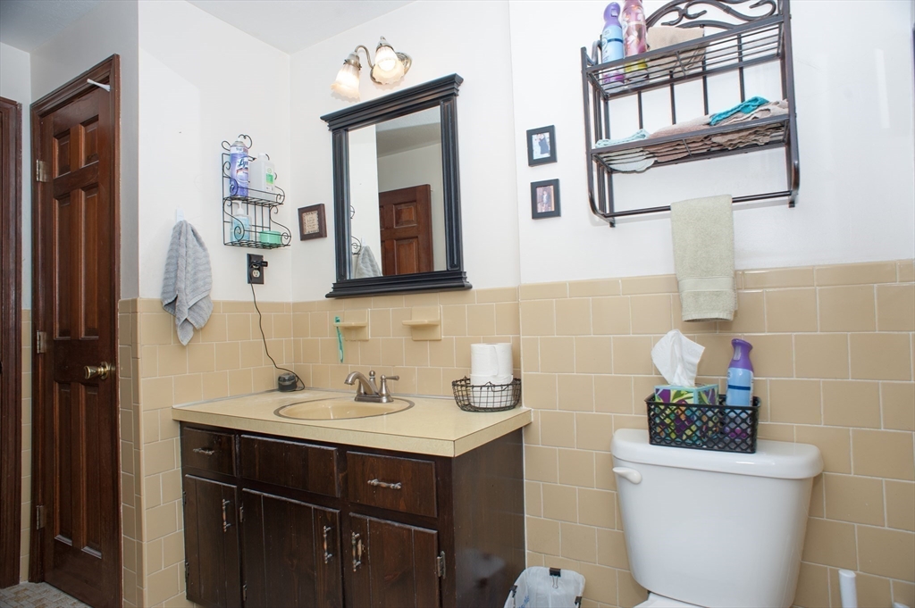 167 Theresa Cir, Northbridge, MA, 167 Theresa Cir, Northbridge, MA Photo #16