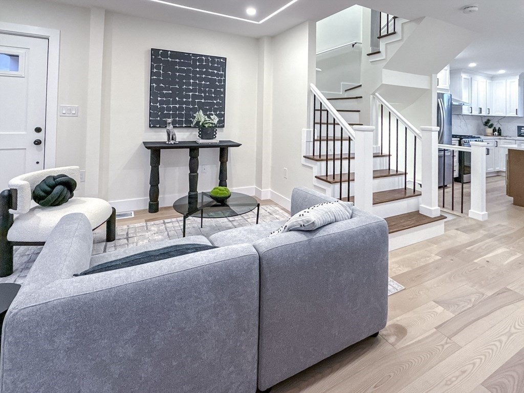 469 Washington Ave B