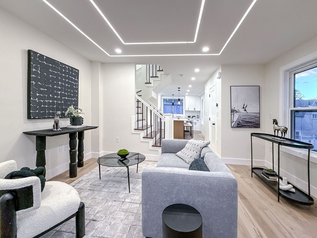 469 Washington Ave B