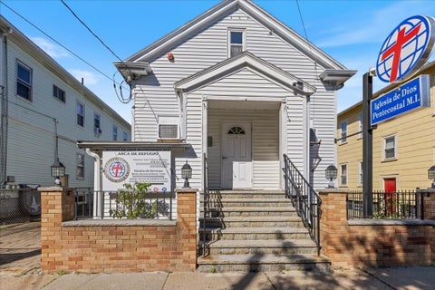 Photo of 26 Mansfield St, Somerville, MA 02143 (MLS # 73568102)