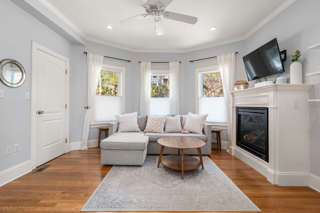 46 Symmes Street 1