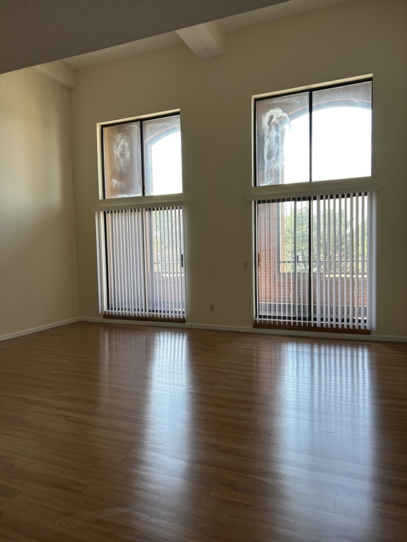 96 Old Colony Ave 339
