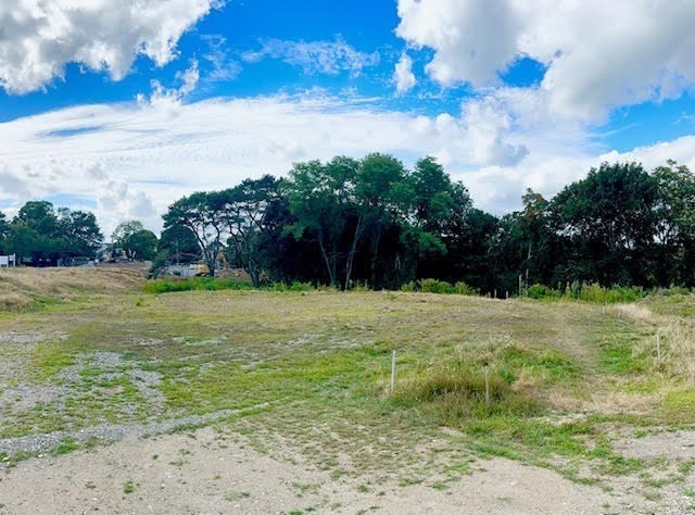 2 Goddard Drive
