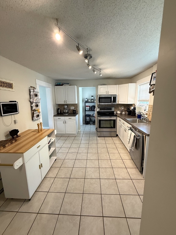 153 Edgewood Ave