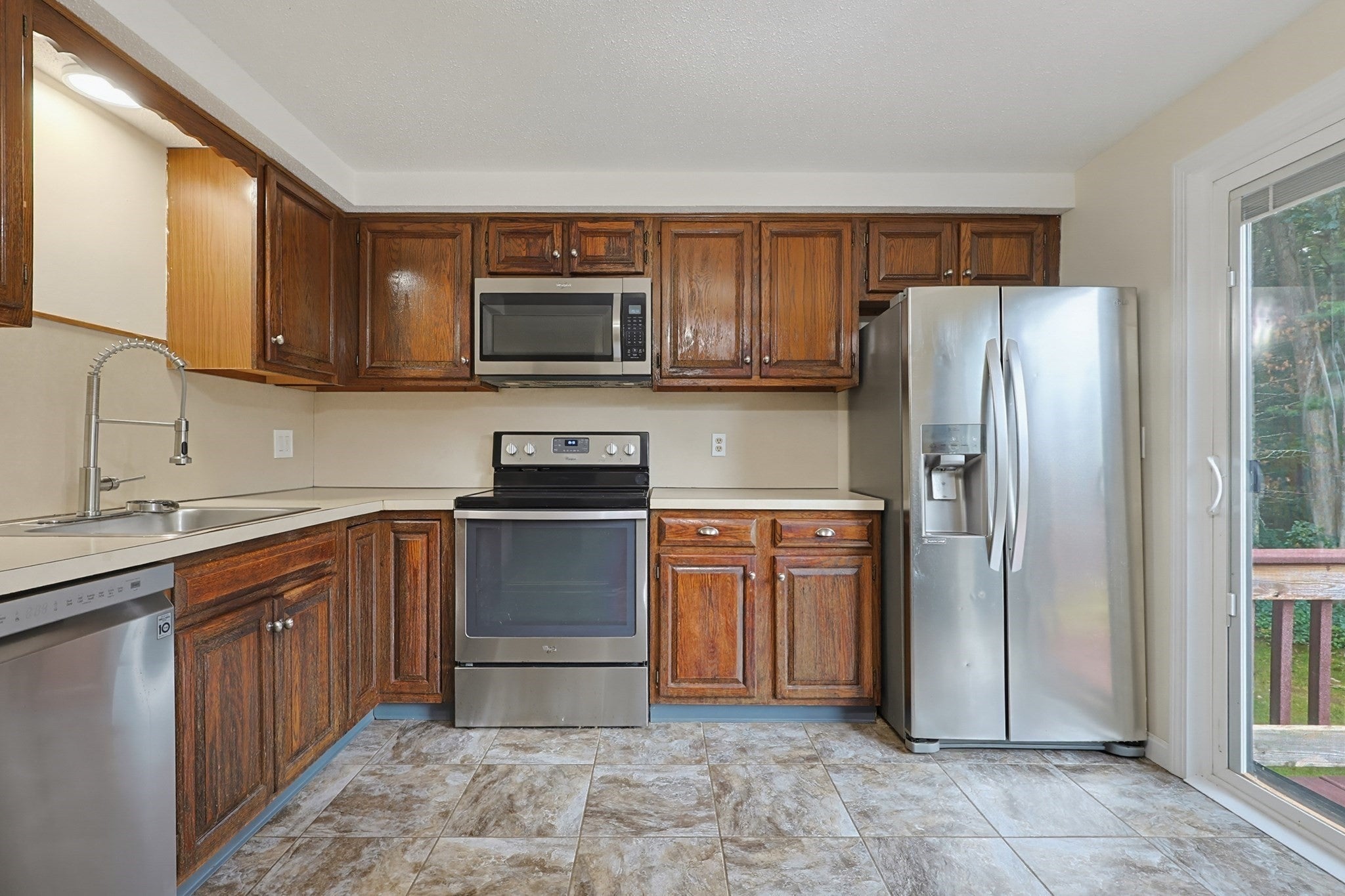 10 Village Way #A, Norton, MA Photo #15