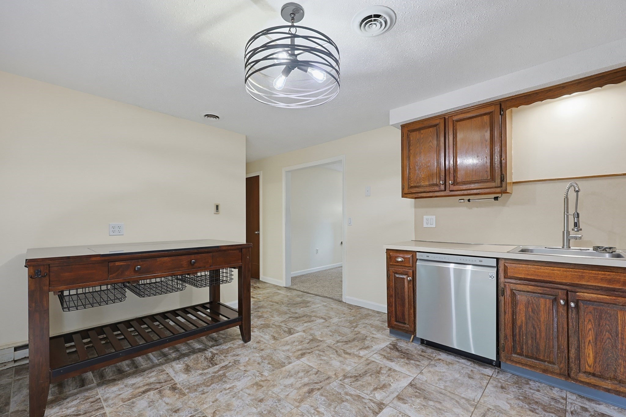 10 Village Way #A, Norton, MA Photo #17