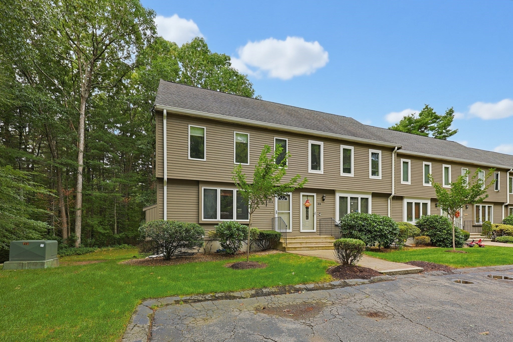 10 Village Way #A, Norton, MA Photo #2