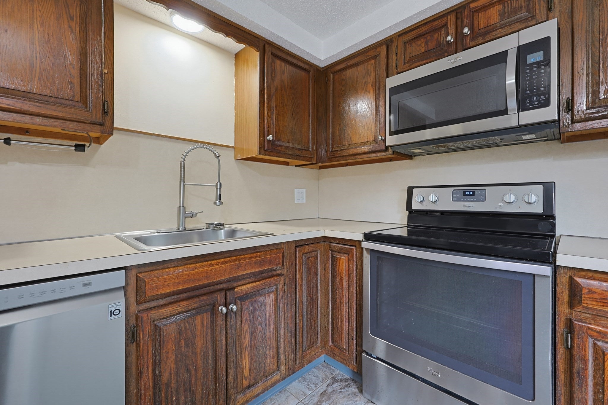 10 Village Way #A, Norton, MA Photo #12