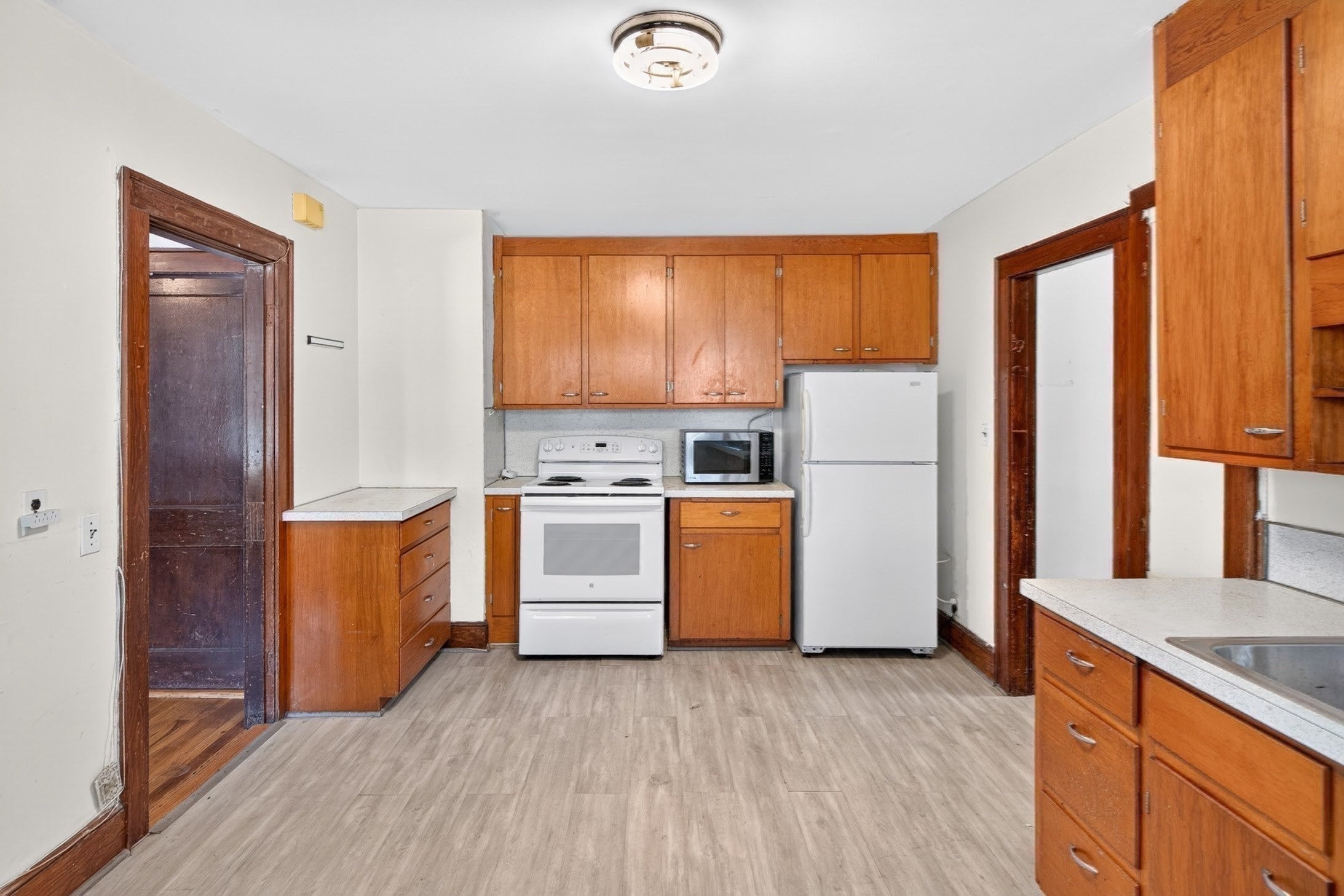 9-13 Nathan Rd, Waltham, MA Photo #18