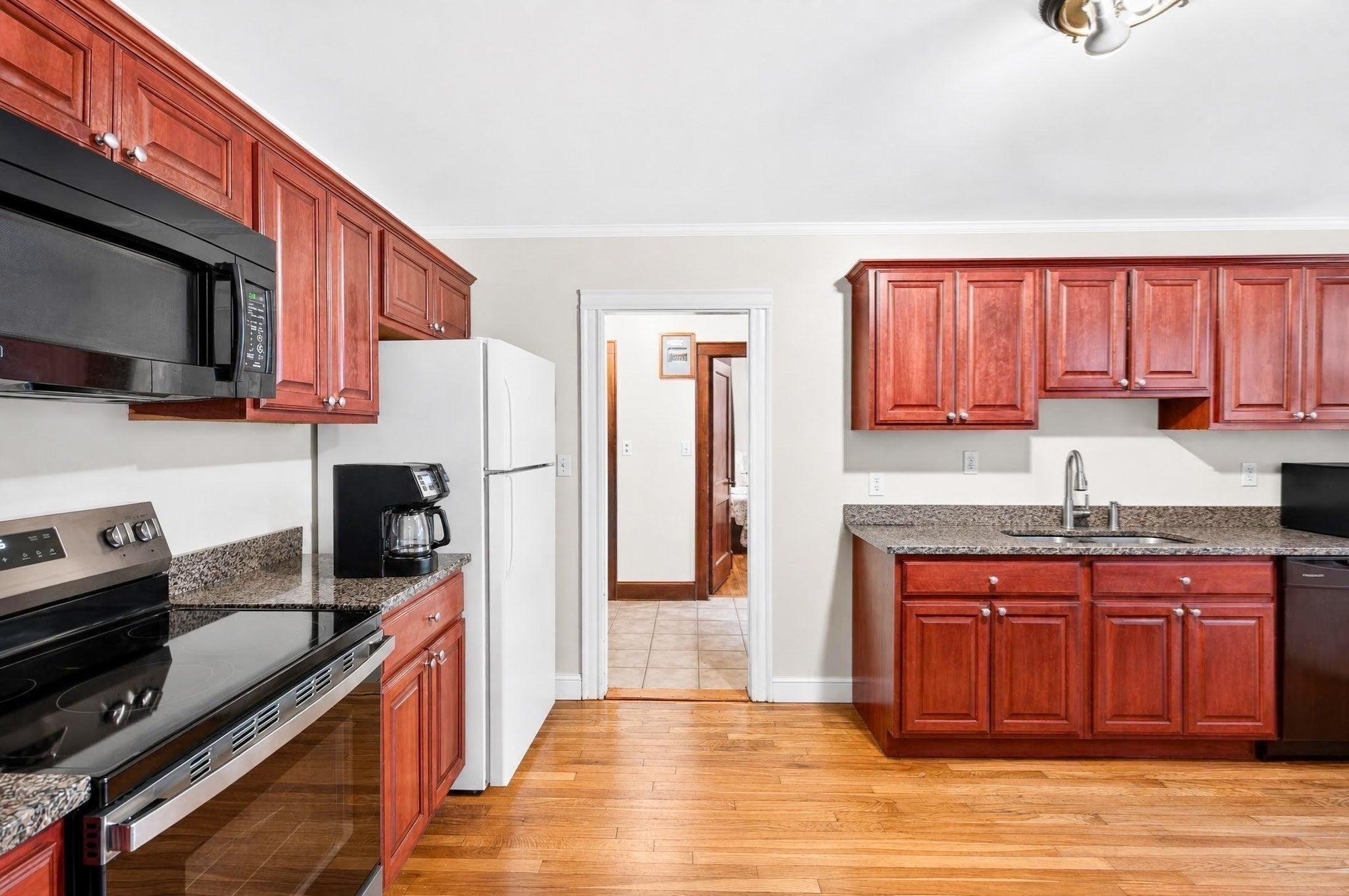 9-13 Nathan Rd, Waltham, MA Photo #10