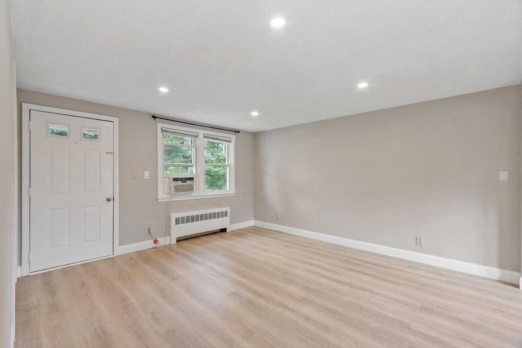 278 South Rd #278, Bedford, MA, 278 South Rd #278, Bedford, MA Photo #10