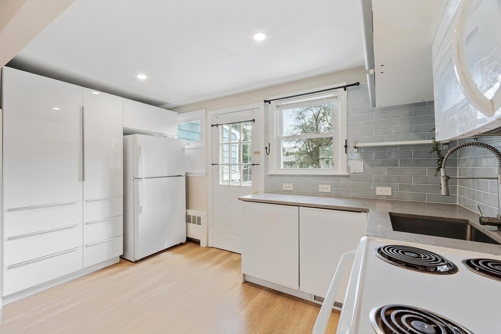 278 South Rd #278, Bedford, MA, 278 South Rd #278, Bedford, MA Photo #5