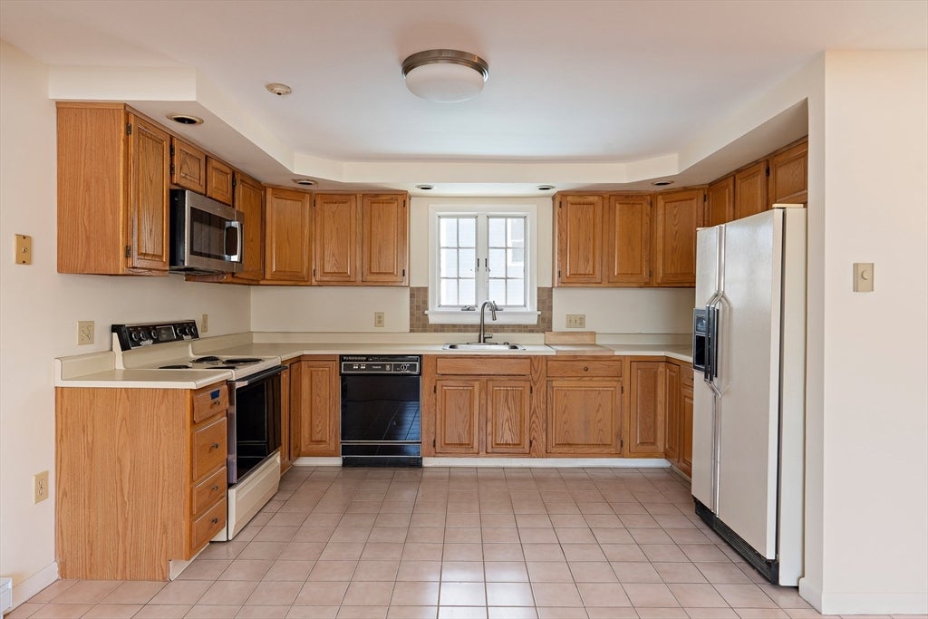 49R Ashton St #49R, Everett, MA, 49R Ashton St #49R, Everett, MA Photo #7