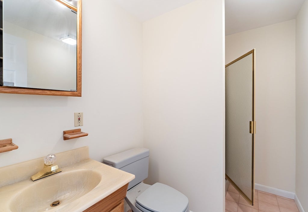 49R Ashton St #49R, Everett, MA, 49R Ashton St #49R, Everett, MA Photo #10