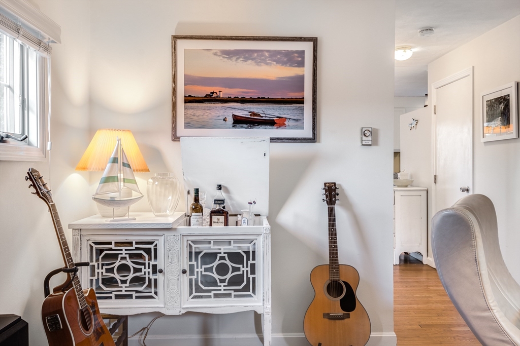 1 Seastrand Way 8