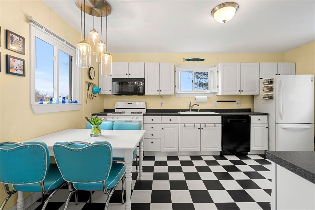 84 Centennial Avenue