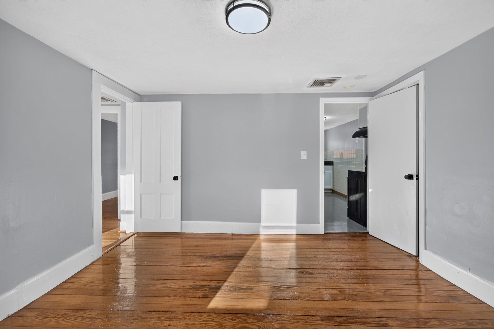 22 Bolster St, Everett, MA Photo #16