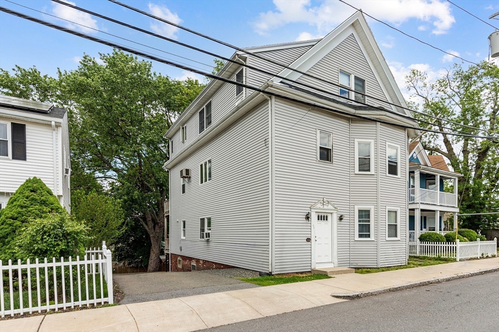 154-156A Franklin Street