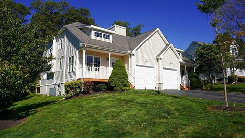 Photo of 44 Maple Terrace #12A, Plainville, MA 02762 (MLS # 73445174)