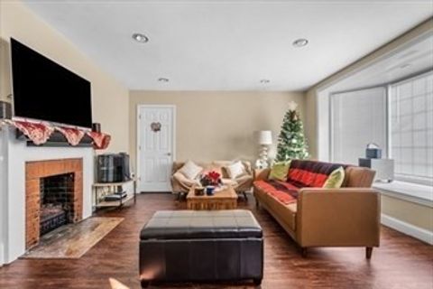 148 N Franklin Holbrook MA 02343