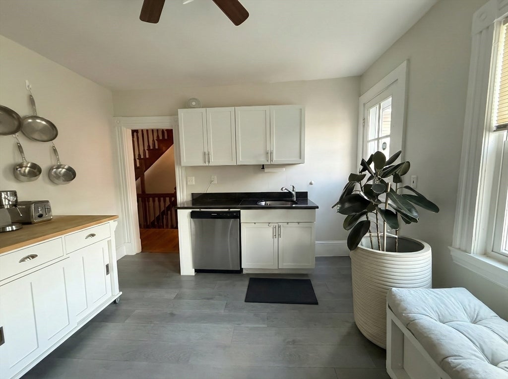 20 Fellsway W #2, Somerville, MA, 20 Fellsway W #2, Somerville, MA Photo #3