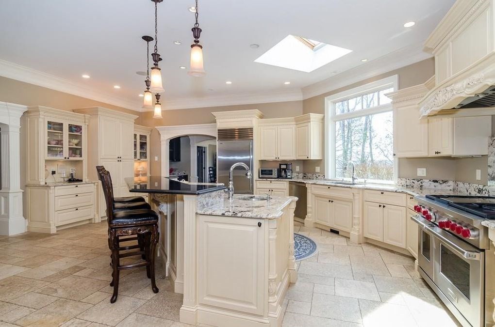 56 Sears Rd