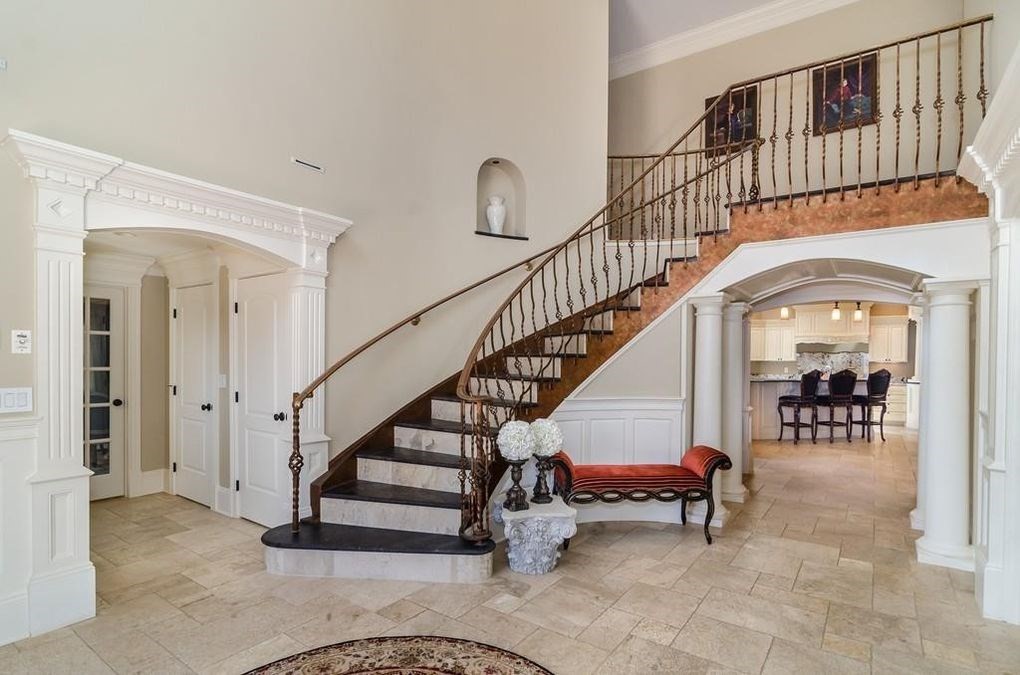 56 Sears Rd