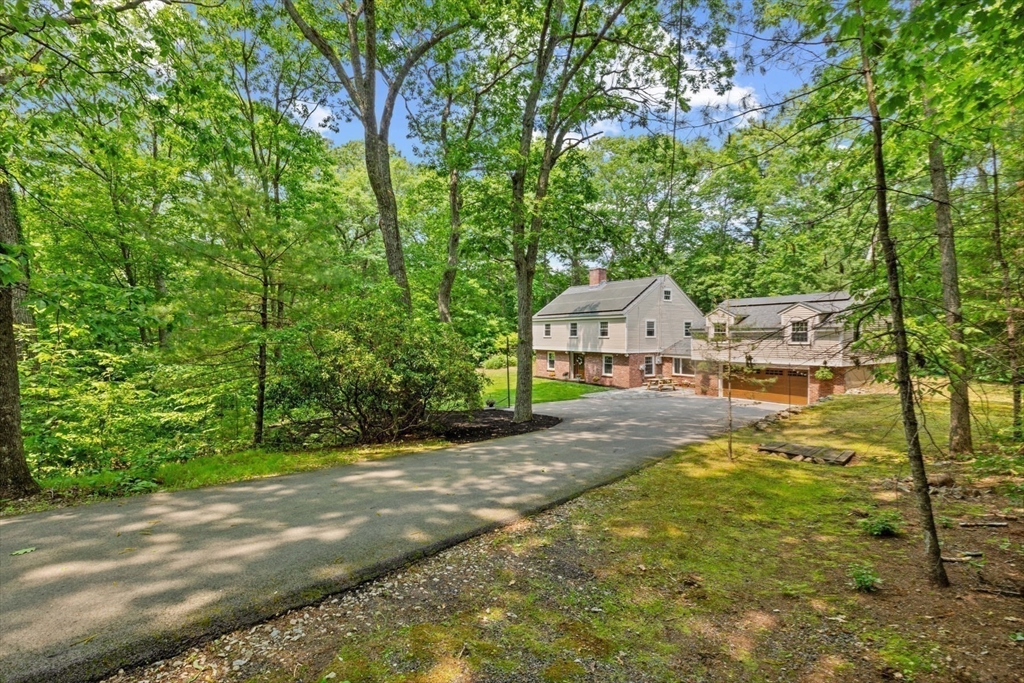 21 Sunrise Rd