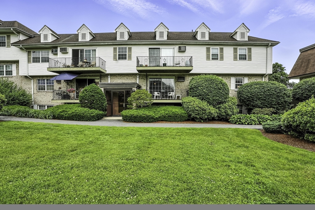 18 Williamsburg Ct 12