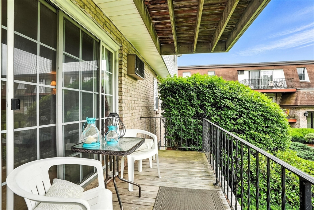18 Williamsburg Ct 12