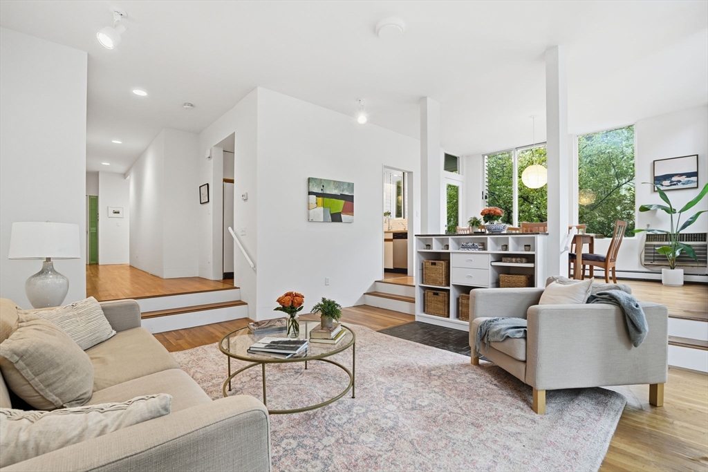 14 Chauncy St 4
