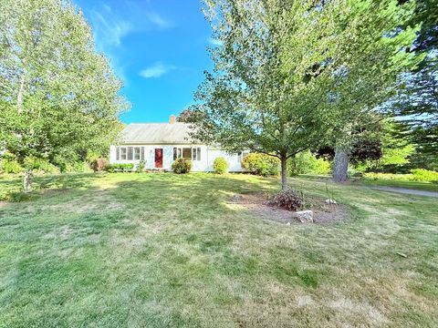 975 S Main St Bellingham MA 02019