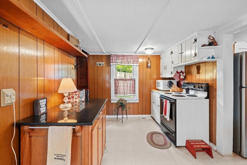 82 Point Grove Rd, Southwick, MA, 82 Point Grove Rd, Southwick, MA Photo #17