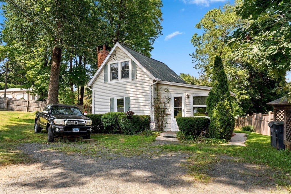 82 Point Grove Rd, Southwick, MA, 82 Point Grove Rd, Southwick, MA Photo #6