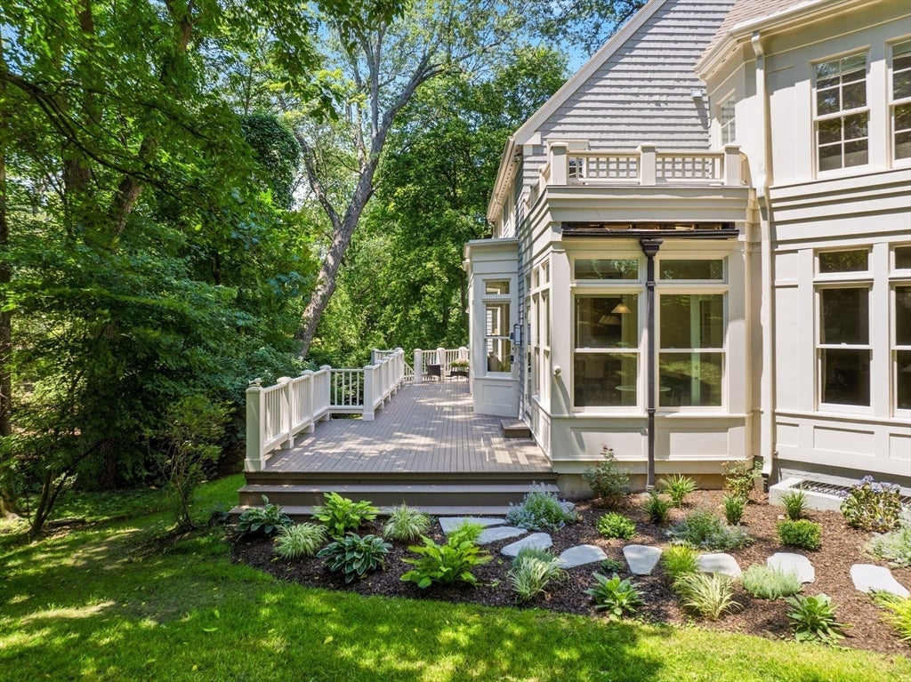 49 Buswell Park